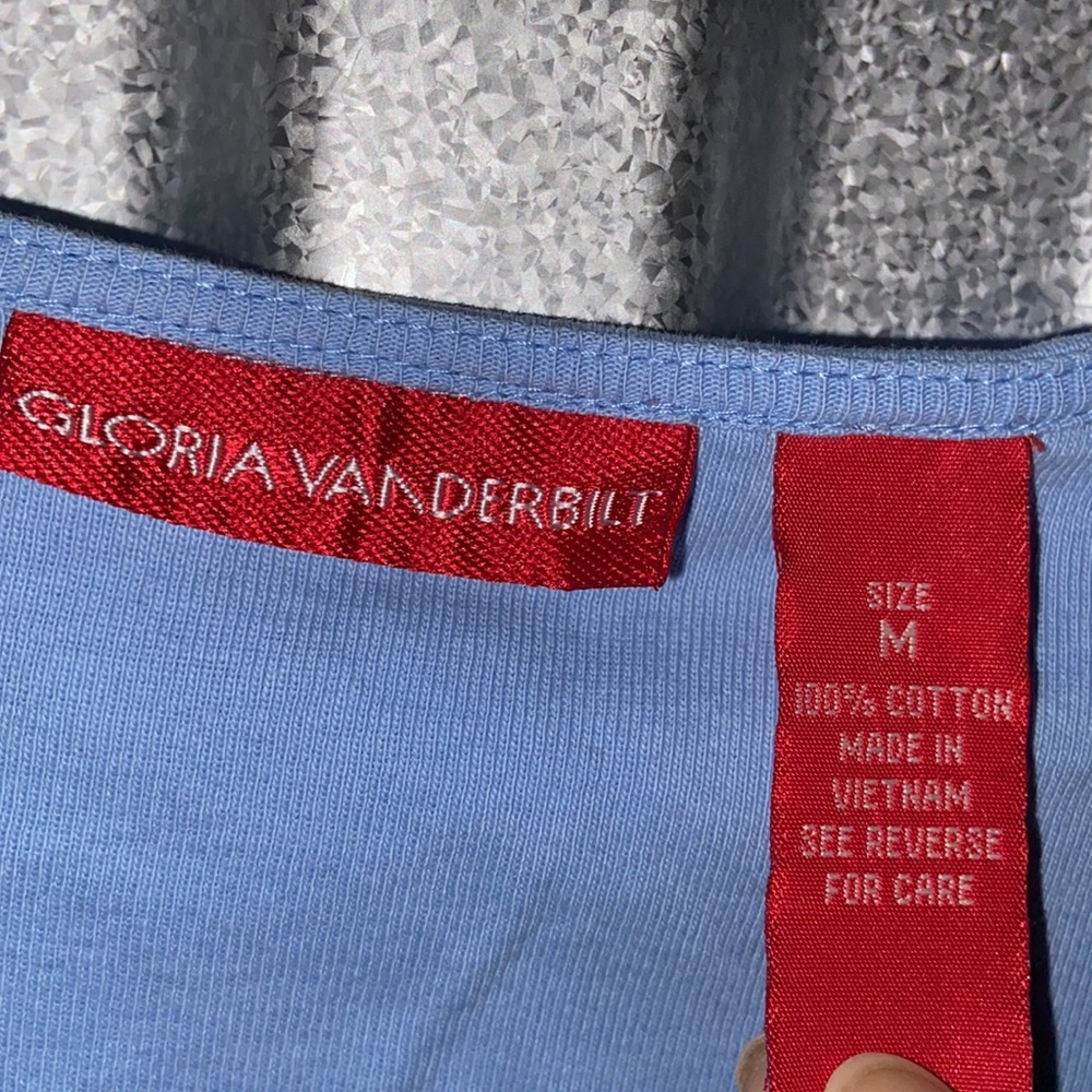 Top - Picture 3 of 3